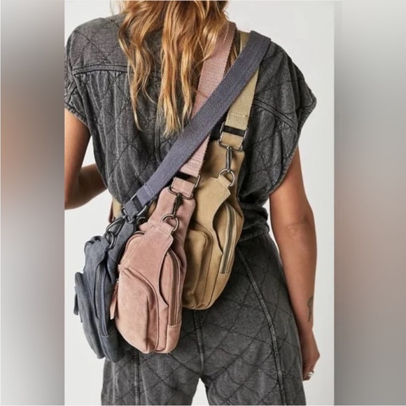 Free People Handbags - Free people Hudson sling bag dusty mauve pink new without tags never used
